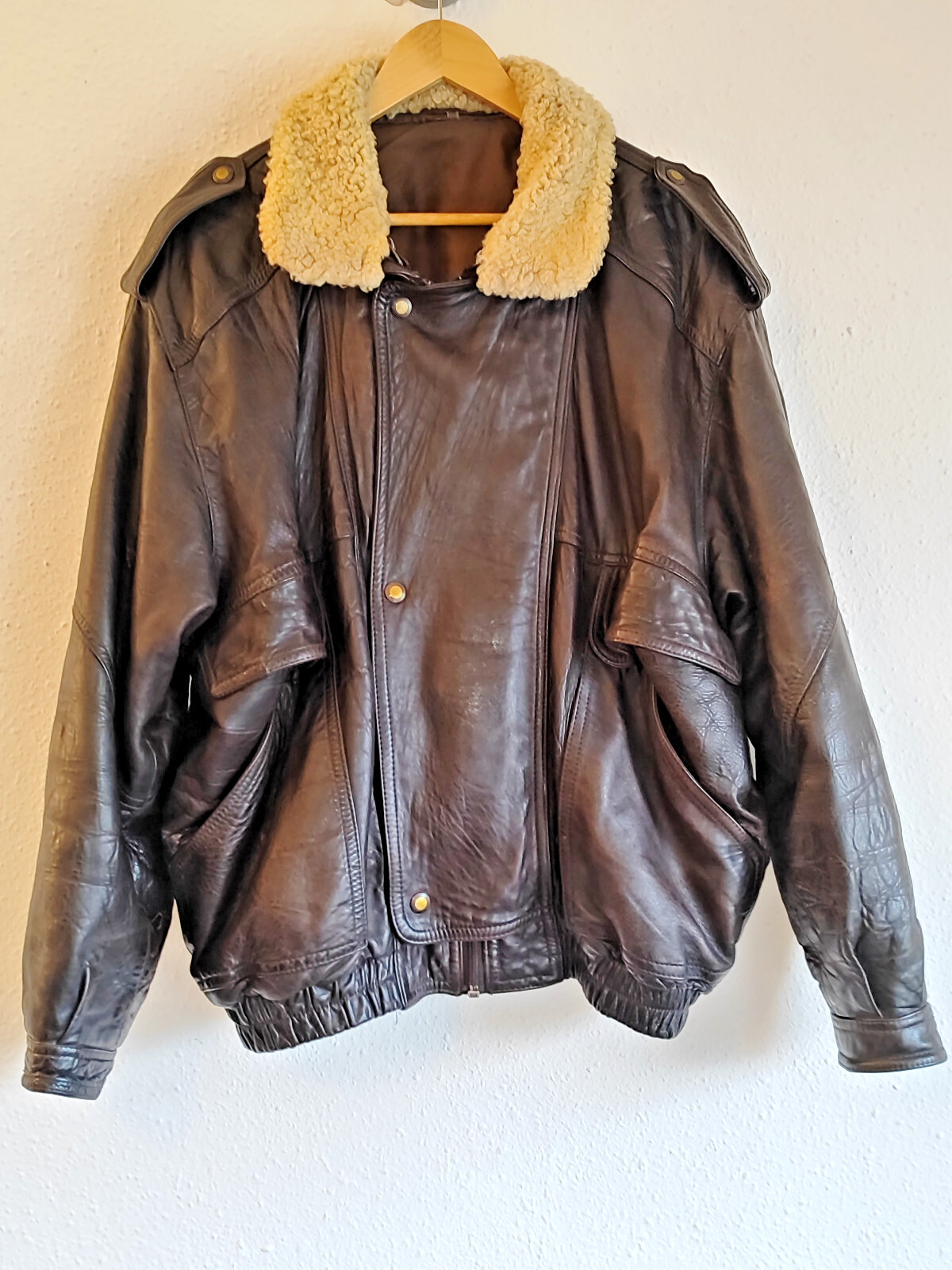 Cazadora aviador vintage piel auténtica cuello borreguito