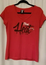 Miami Heat V-Neck T-Shirt Red Junior Size Large (11-13) Logo NBA Women's