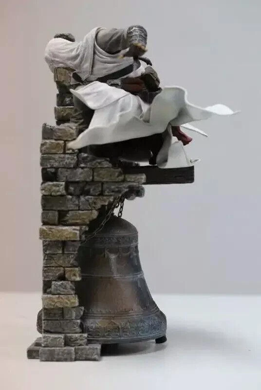 11‘’ Assassin's Creed Altair the Legendary Assassin Pvc Statue Figure in Box New - Image 4 of 4