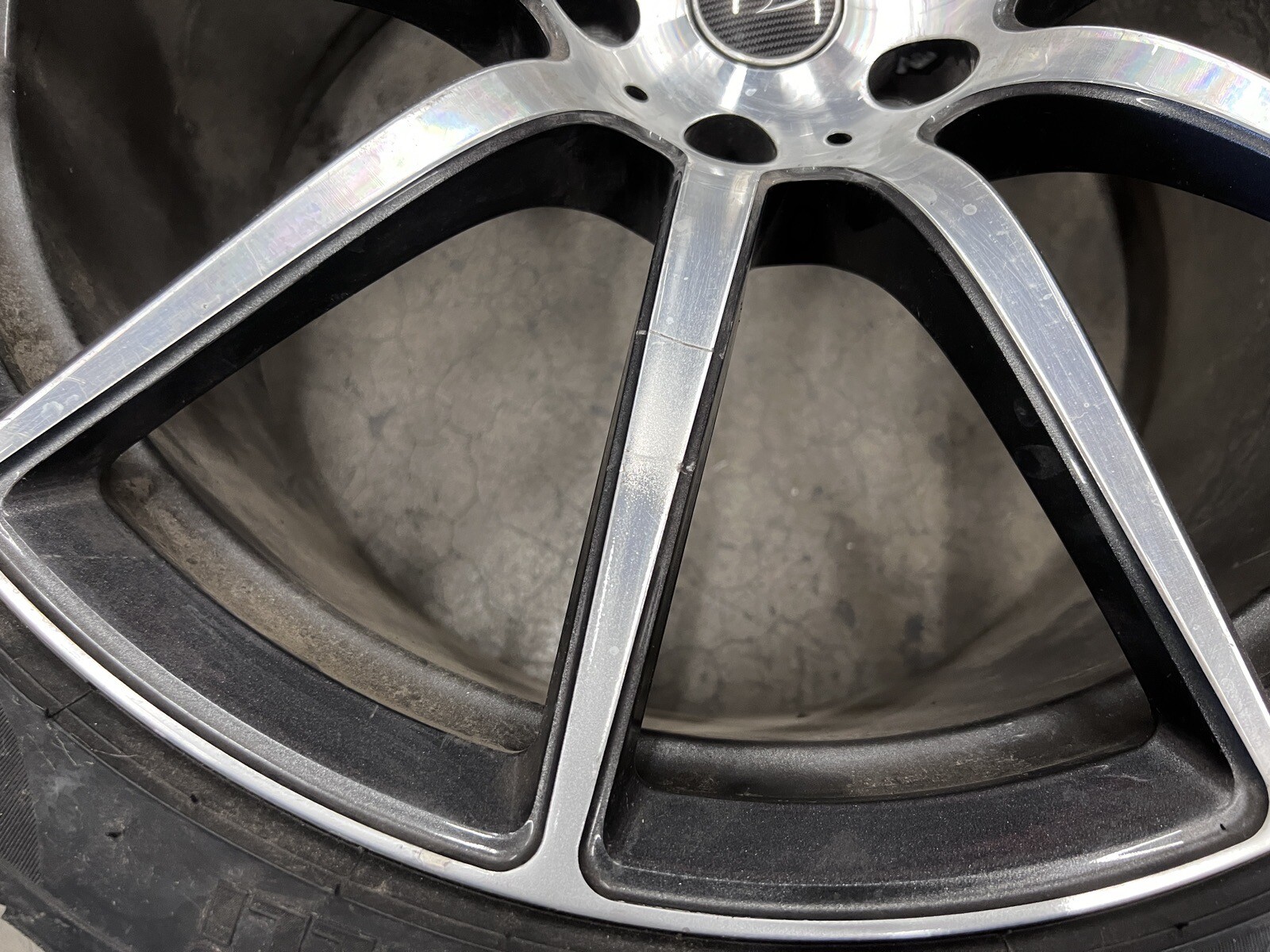 MCLAREN 650S REAR SPOKE RIM WHEEL TIRE OEM 11B0670CP