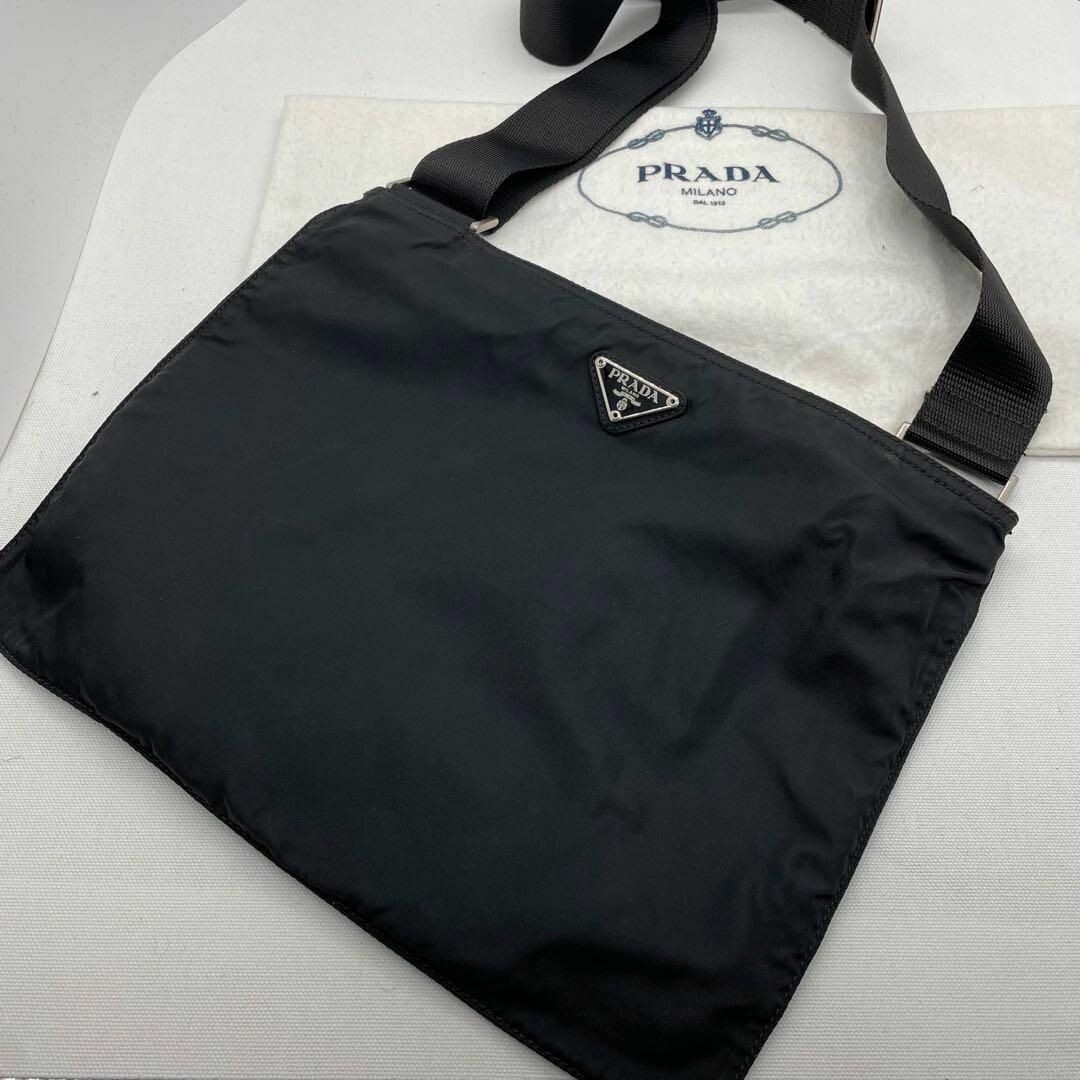 56 Prada Shoulder Bag One Shoulder Nylon Black Triangle 56 Prada Shoulder Bag One Shoulder Nylon Black Triangle