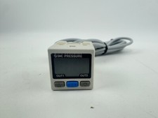 SMC PSE300-LB 12-24VDC Pressure Sensor Contro...