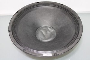 Skytec Chassis-Lautsprecher 15cm Durchmesser (FL2835-A31)