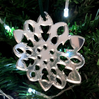 10er Pack, 7 cm Schneeflocke flauschige Weihnachtsdeko & grünes Band, viele Farben