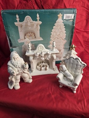 VTG TRADITIONS Porcelain Christmas Centerpiece Santa Fireplace Dog