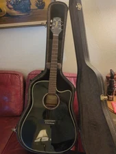 TAKAMINE EG531SSC Acoustic Guitar w Hard Case