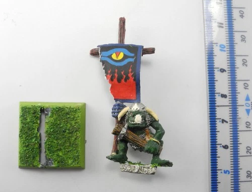 ORC COMMAND STANDARD BEARER Metal Orcs Orruks Army Painted Warhammer 1980s 19