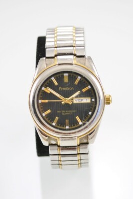 Armitron Herren Uhr Edelstahl Gold Silber Stretch 50m Schwarz Tag Datum Quarz