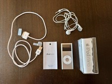 Apple iPod nano 2nd Generation Silver 2 GB Parts Or Repair MA477LL/A