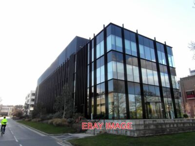 PHOTO  READING UNIVERSITY BUILDING (8)