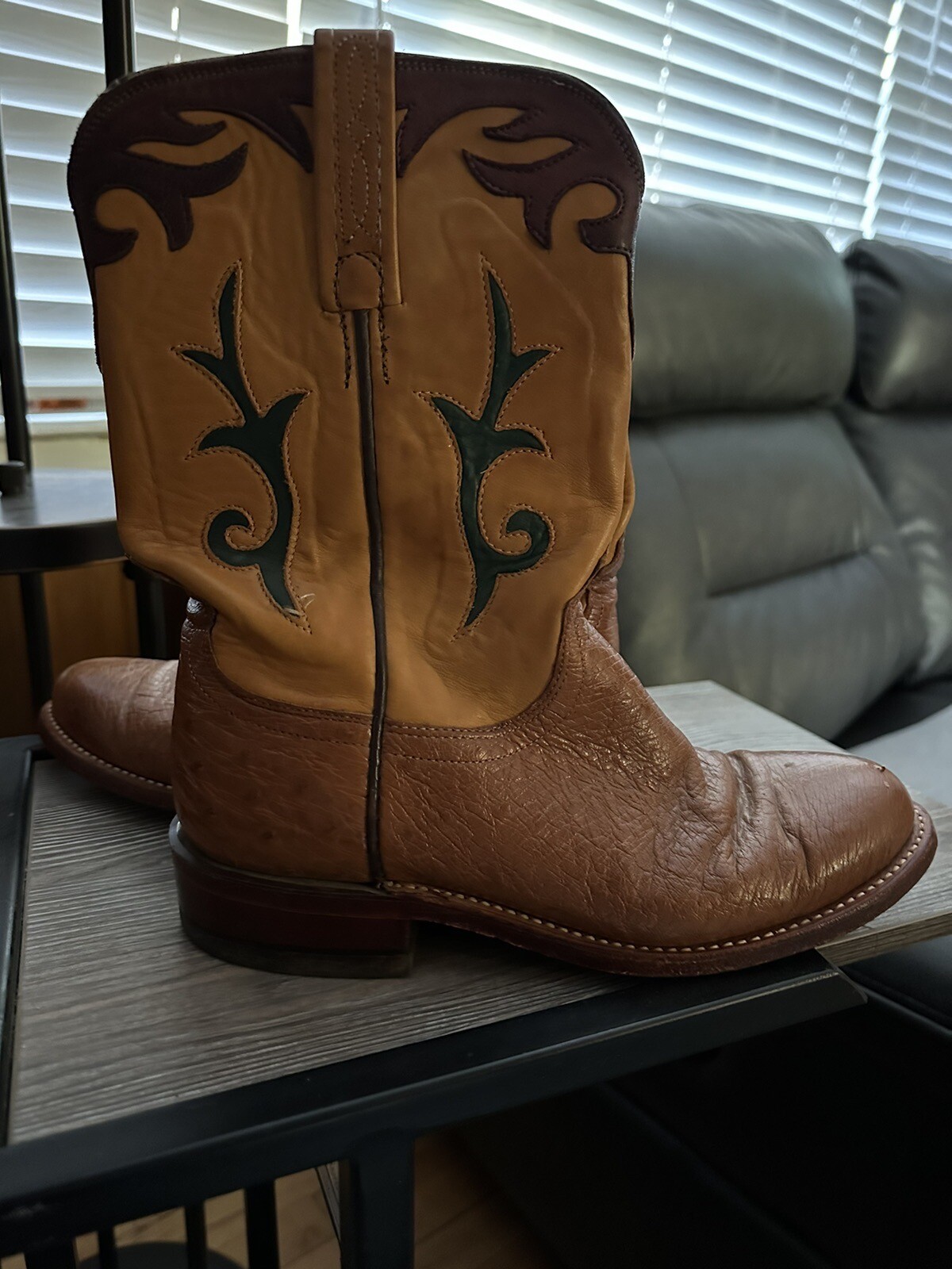 womens lucchese boots 7.5 Gem