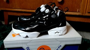 reebok insta pump trainers