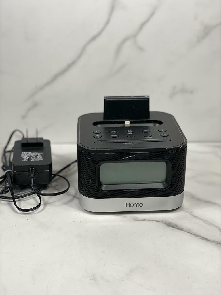 iHome iPL8 Stereo FM Clock Radio with Lightning Dock for