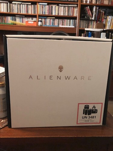 Alienware M15 15.6” I7-8750H Nvidia GTX1060 16GB DDR4 480GB SSD Gray -Good