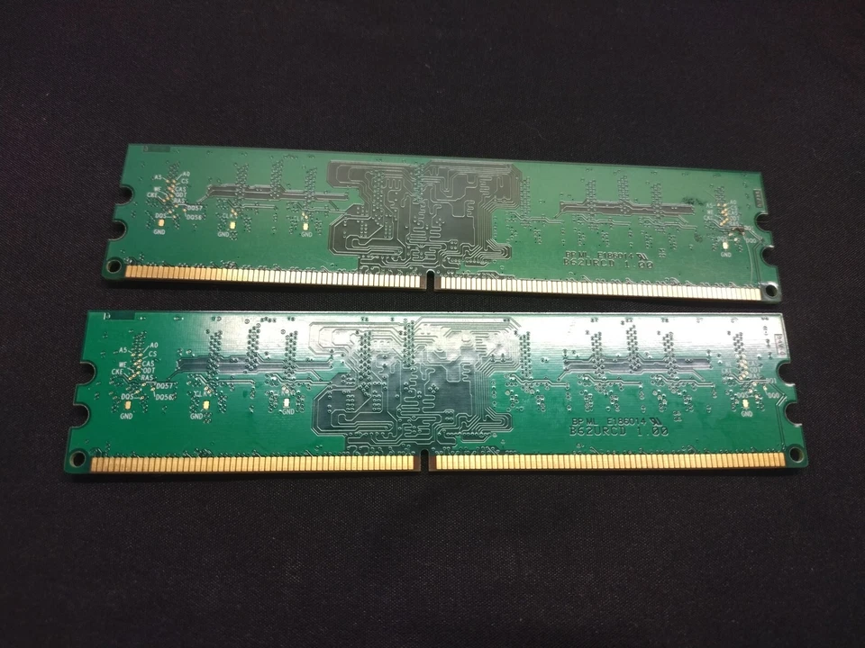 2x Adata M2OAD5G3I4176I1C52 1GB DDR2-667MHz PC2-5300U Memory RAM - Image 2 of 2