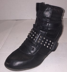 youth wedge sneakers