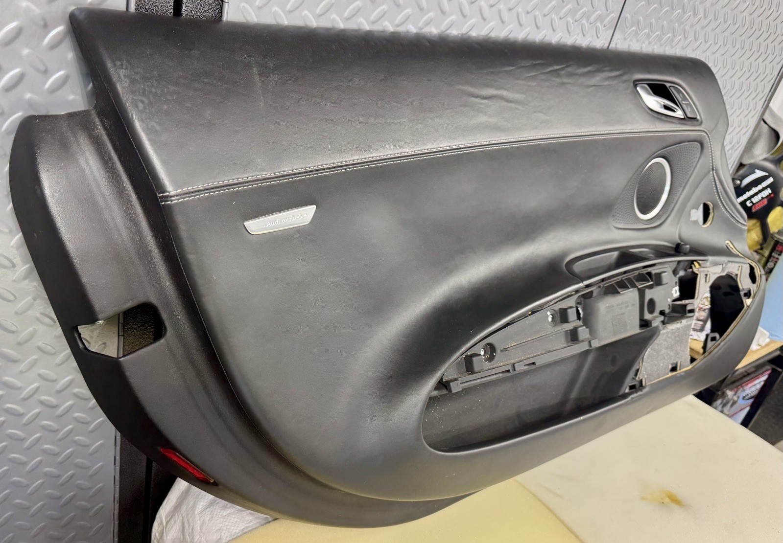 2012 AUDI R8 V10 GT OEM Driver Door Panel Leather (damaged)