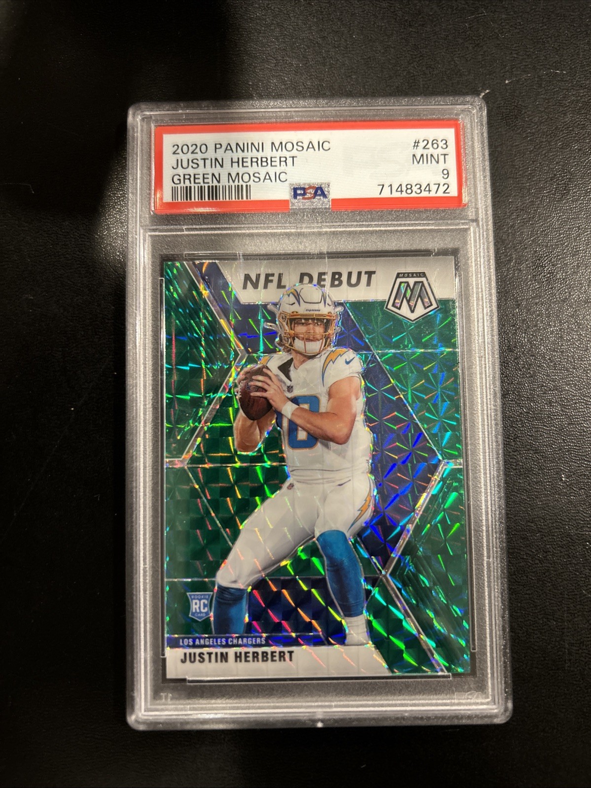 2020 Panini Mosaic - NFL Debut Justin Herbert #263 Green Mosaic Prizm (RC)