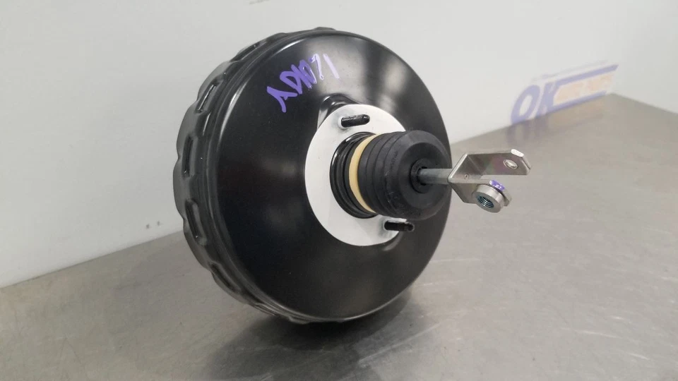 13 MERCEDES BENZ CLS63 AMG C218 5.5L POWER BRAKE BOOSTER 2124303330 - Image 4 of 4