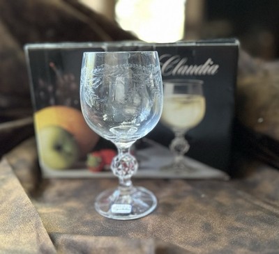 New Vintage Claudia Bohemia 6 Handmade w:Floral Etch Crystal Wine Glasses Czech