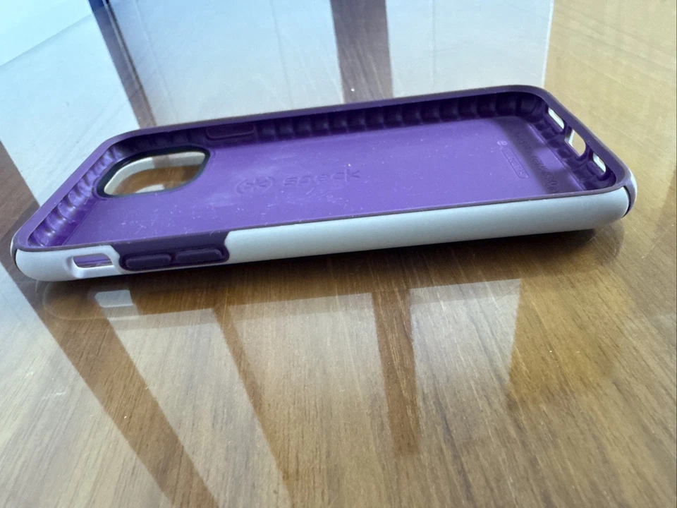 Speck Make My Case Series for Apple iPhone 11 Pro Max - Build Our Own Table - Image 4 of 4