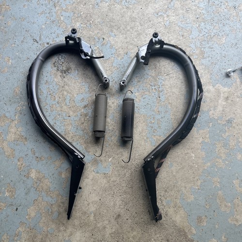 2010 2011 2012 2013 MERCEDES E550 E350 TRUNK LID HINGES BRACKETS - Bild 2 von 3