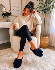 Women s Navy Plush Bow Slippers Cozy Fuzzy House Slides New Without Box