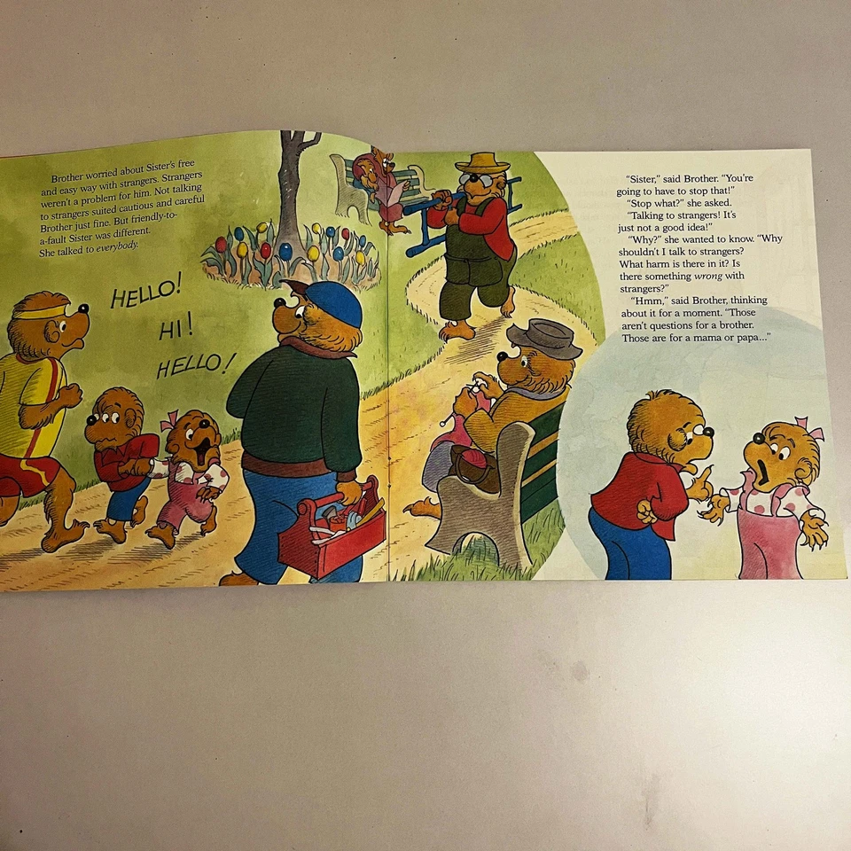 The Berenstain Bears Learn About Strangers - Image 3 of 4