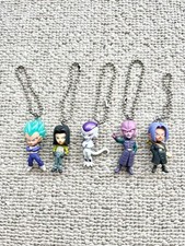 Juego de 5 Llaveros Dragon Ball Personajes con Cadena Ball Nuevo