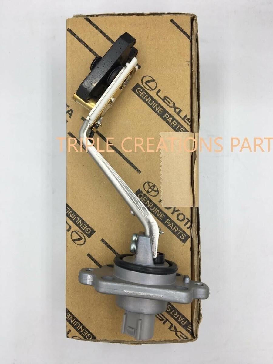 値下げユニックV10 8949160010 Genuine Toyota Lexus Sensor Engine Oil Level 89491