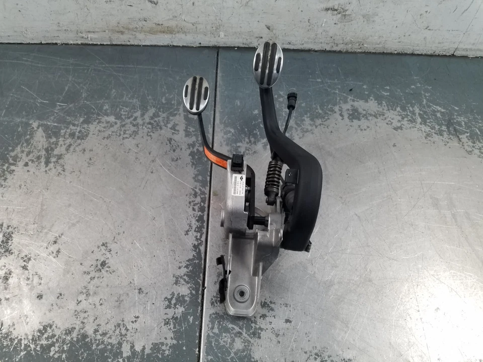 Conjunto de pedal de freno/embrague Mini John Cooper Works 2009 #7162 VV5 Foto 3 de 4