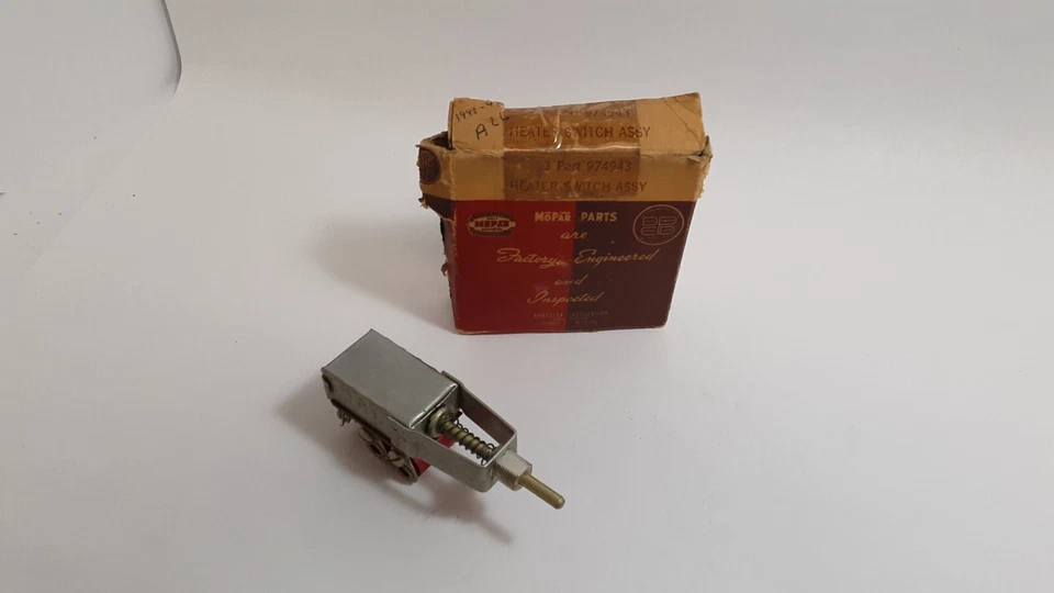 Interruptor de soplador de calefacción Dodge Plymouth DeSoto Chrysler C34 C36 1941-1942 NOS 974943 Foto 2 de 4