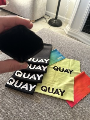 Quay Black Magnetic Sunglass Case & clear button sunglasses case With Cloth 