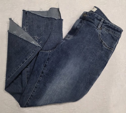 Jeans donna Charlie B cropped con orlo asimmetrico taglia 10 nuovo senza etichette - Foto 5 di 9
