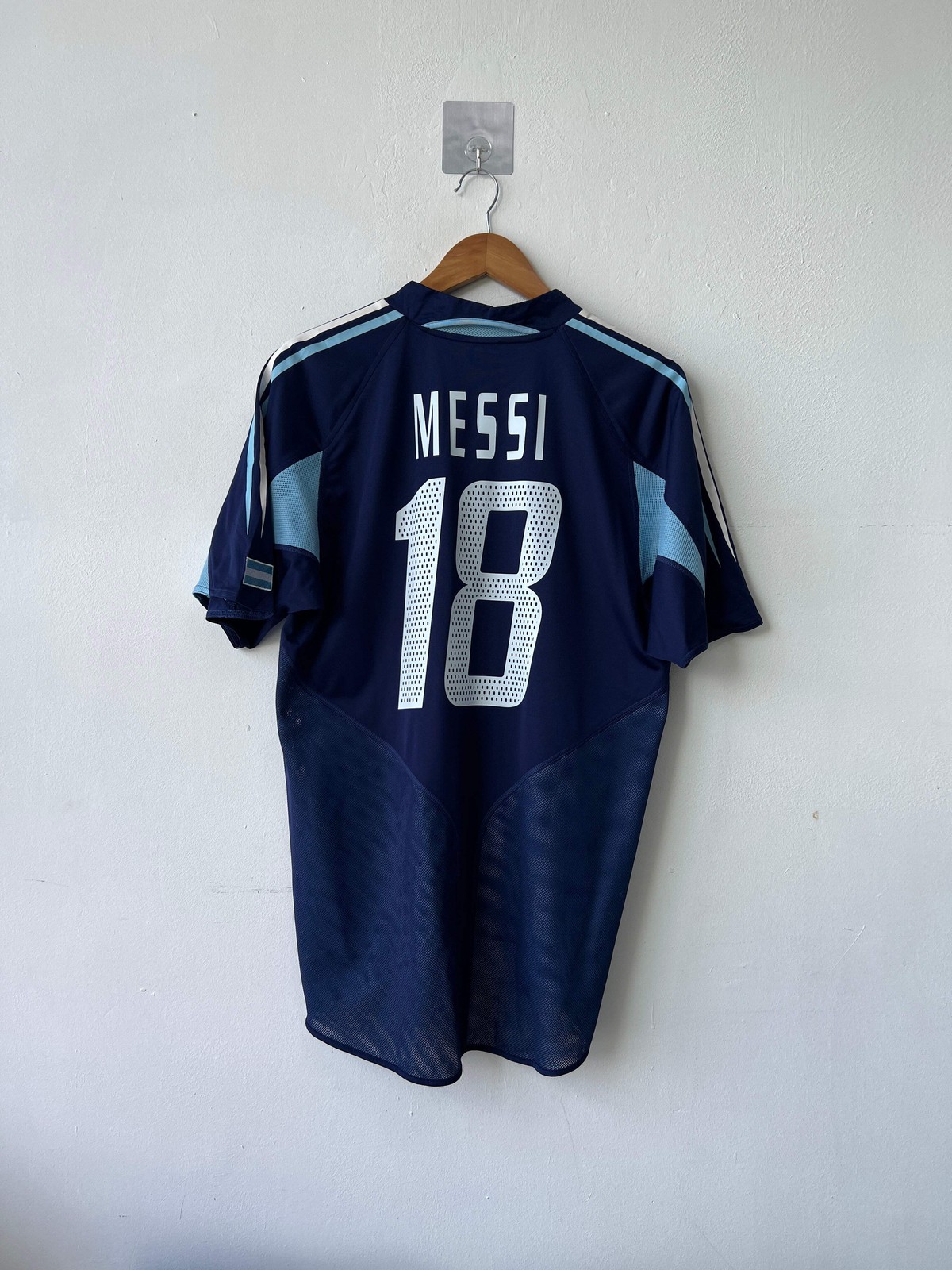 (M) Argentina 2004-05 Away Shirt Messi #18 Original Jersey Kit