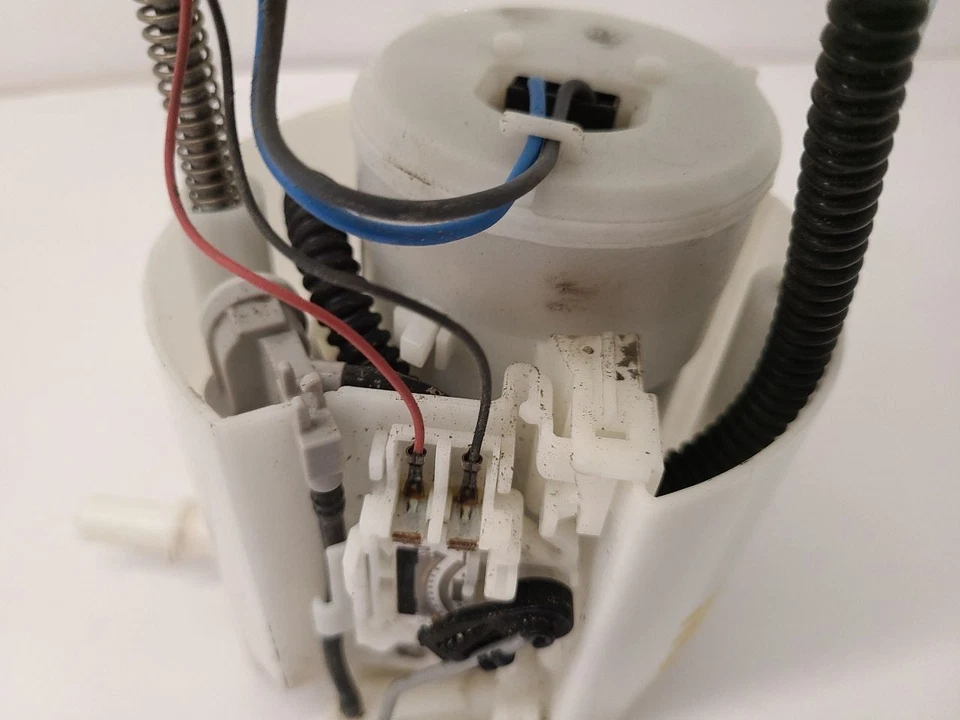 2011-2015 LINCOLN MKX Fuel Pump Assembly AWD BT4Z9H307C Foto 2 de 4