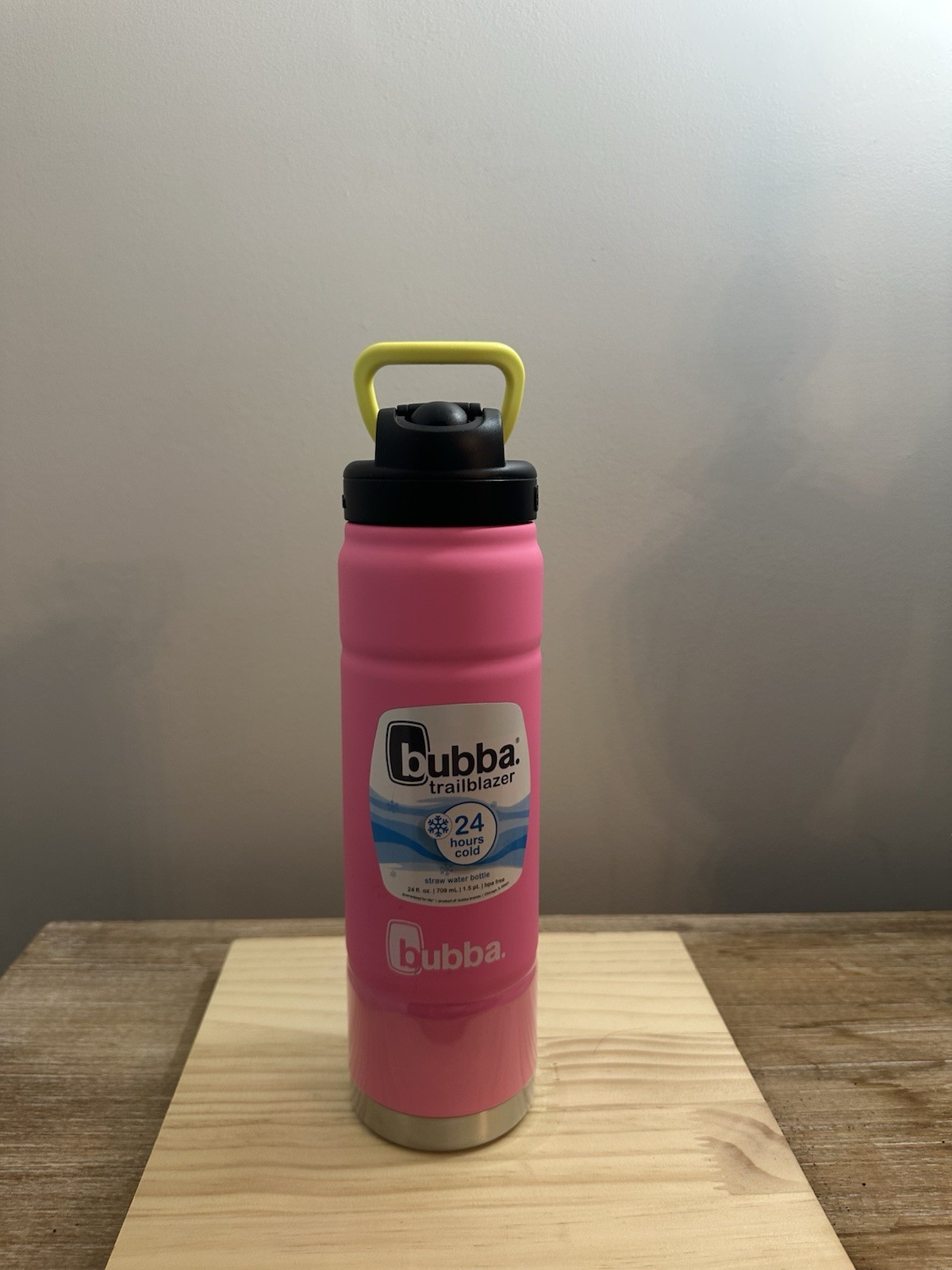 Keeps Cold 24 Hours
