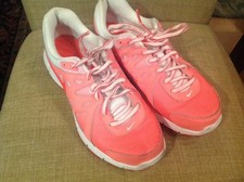 Nike Revolution 2 Premium Women's Coral/white Running Shoes Sz 8 725167-606