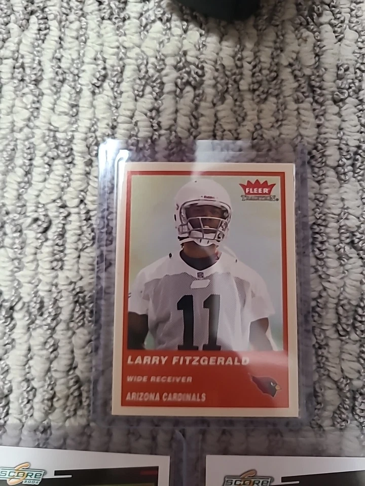 3 Larry Fitzgerald (RC) Lot 2004 Fleer Tradition #332 -2 Score 373  - Image 2 of 4