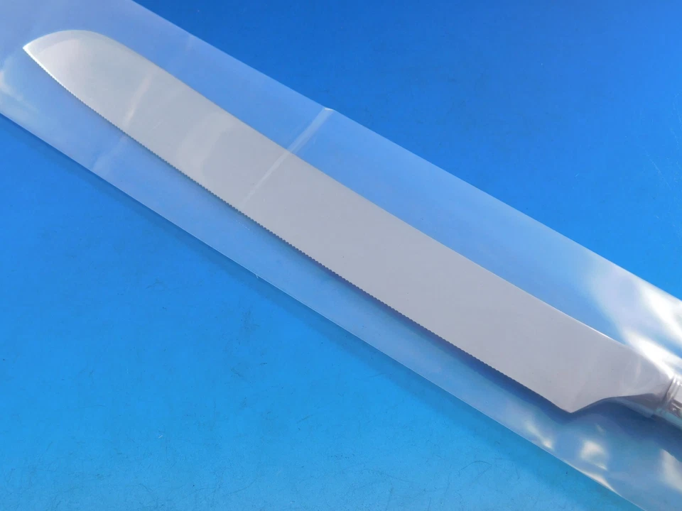 Cuchillo para pastel de boda Greenbrier de Gorham Sterling HH con acero inoxidable personalizado 12 1/4" Foto 3 de 4