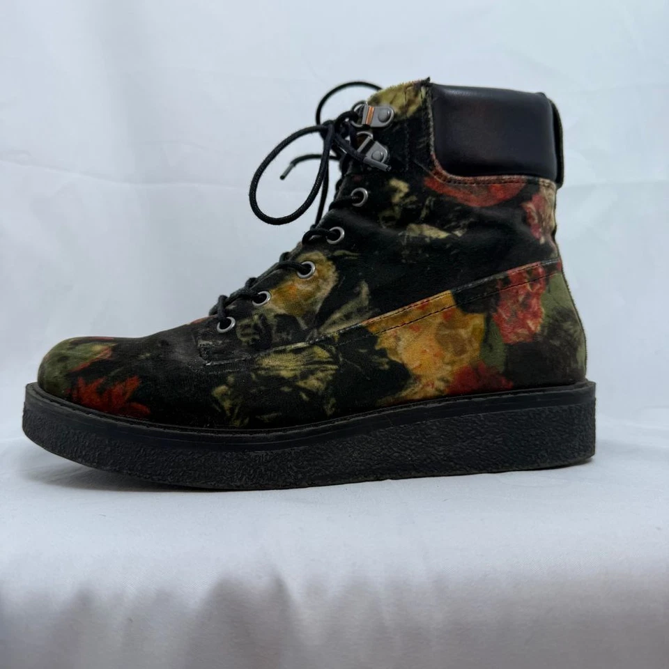 MIA Prepster Botas de Combate Plataforma Botines Con Cordones Estampado Floral Oscuro 7.5 Foto 4 de 4