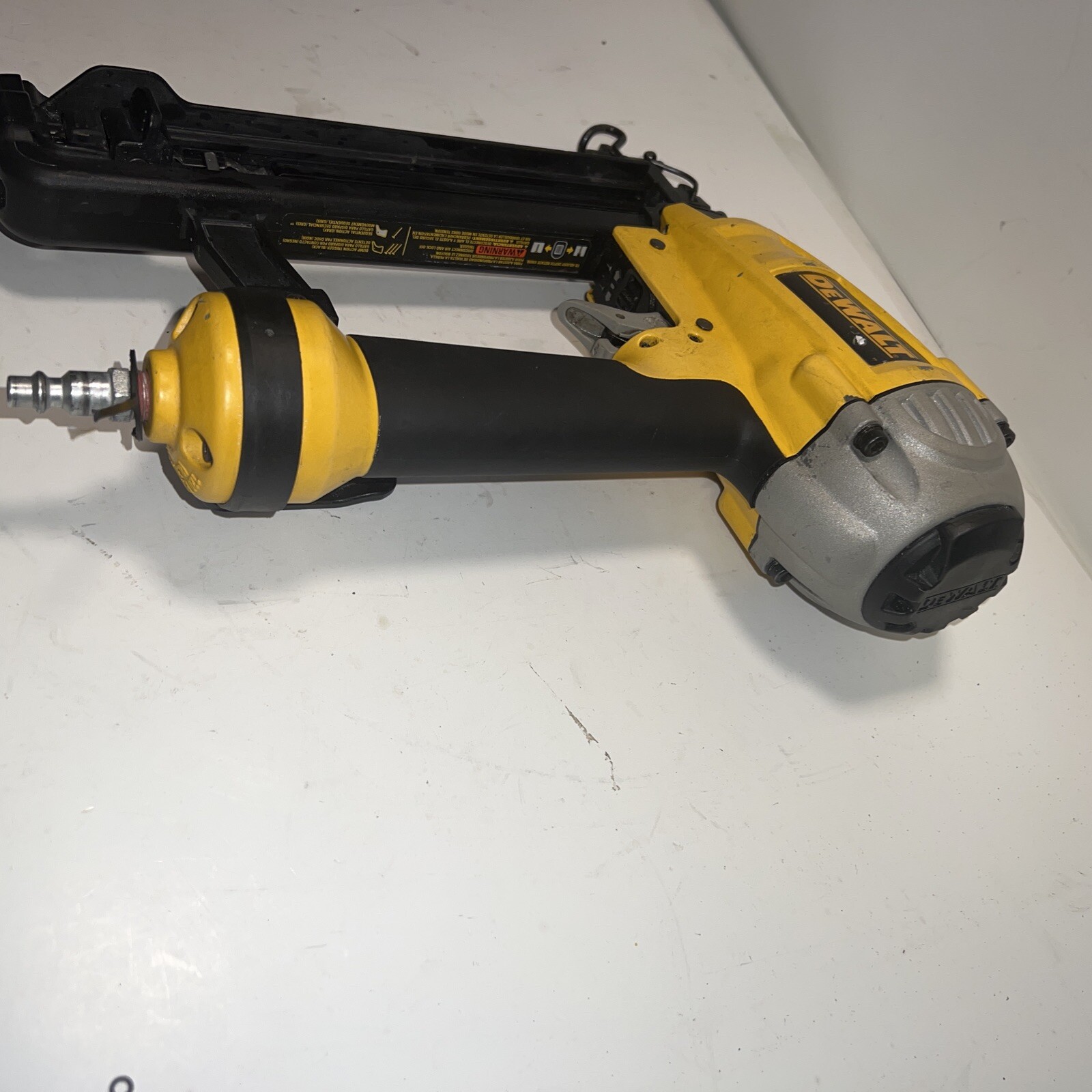 DeWALT "16 Gauge 1"" 21/2"" Finish Nailer" D51257 Not Working 885911045001 eBay
