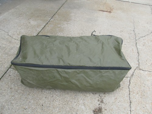 MILITARY SURPLUS SOLDIER CREW TENT ARMY 10' x10' NO RAIN FLY POLE DAMAGED - Picture 7 of 11