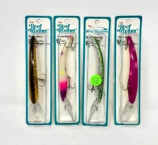 * THE REEF RUNNER * DEEP DIVER ' 800 SERIES ' MIXED LOT OF 4 '