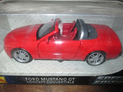 Maisto 2004 Ford Mustang GT 1/24 Diecast Model Special