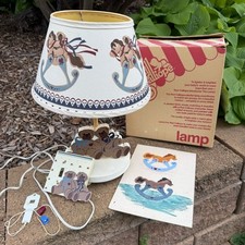 VTG 1987 Red Calliope Rocking Horse Lamp with Teddy Bear Accents  Switch Plate