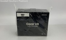 Samsung Gear VR with Controller - Discontinued by Manufacturer - New