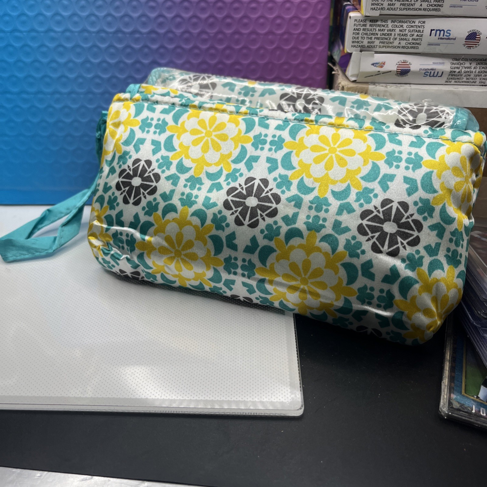 Pampers Diaper Pouch Bag Brand New Green Yellow Baby Diaper Bag New
