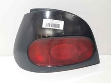 RÜCKLEUCHTE AUßEN LINKS / 453558 FÜR RENAULT MEGANE I BERLINA HATCHBACK BA0 1.