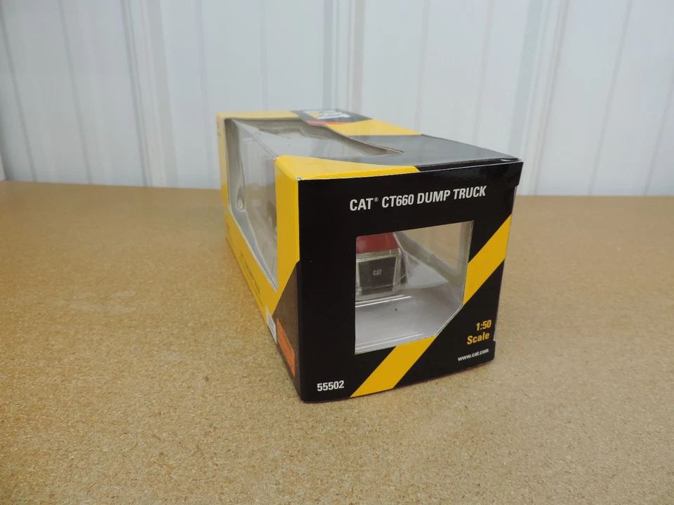 CAT CT660 Dump truck NORSCOT 1/50 semi farm box diecast toy Caterpillar Z - Image 4 of 4